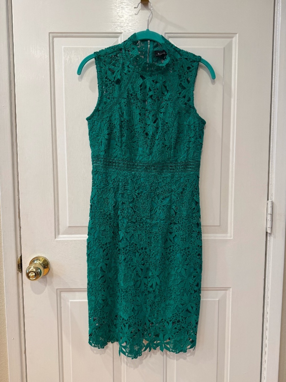 Green lace pencil dress - size 4 (XS)